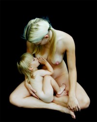 Alberich-Mathews-breastfeeding-8457