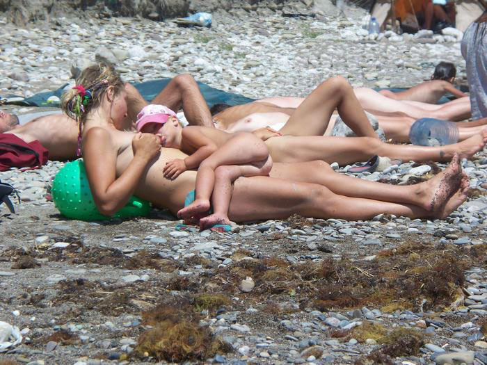 700px x 525px - Pictures showing for Lactating Porn Beach - www.mypornarchive.net